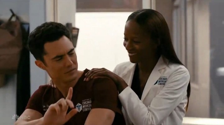 lucy 🩷 tweet media