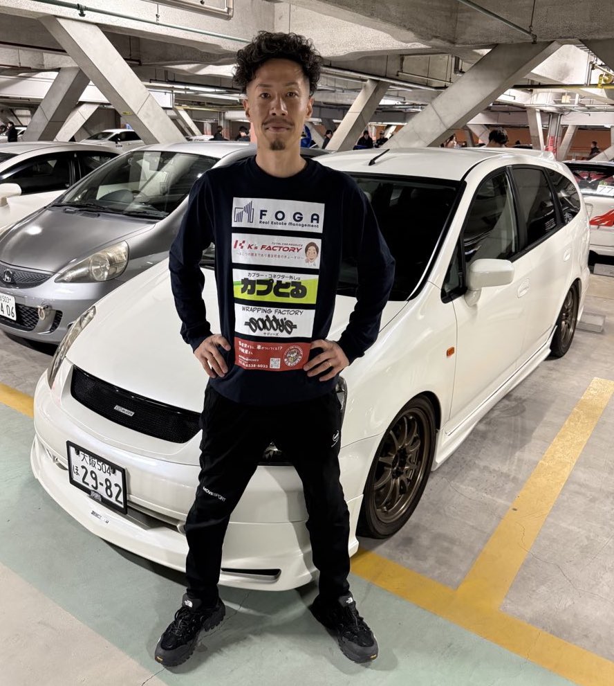 まこつ tweet media