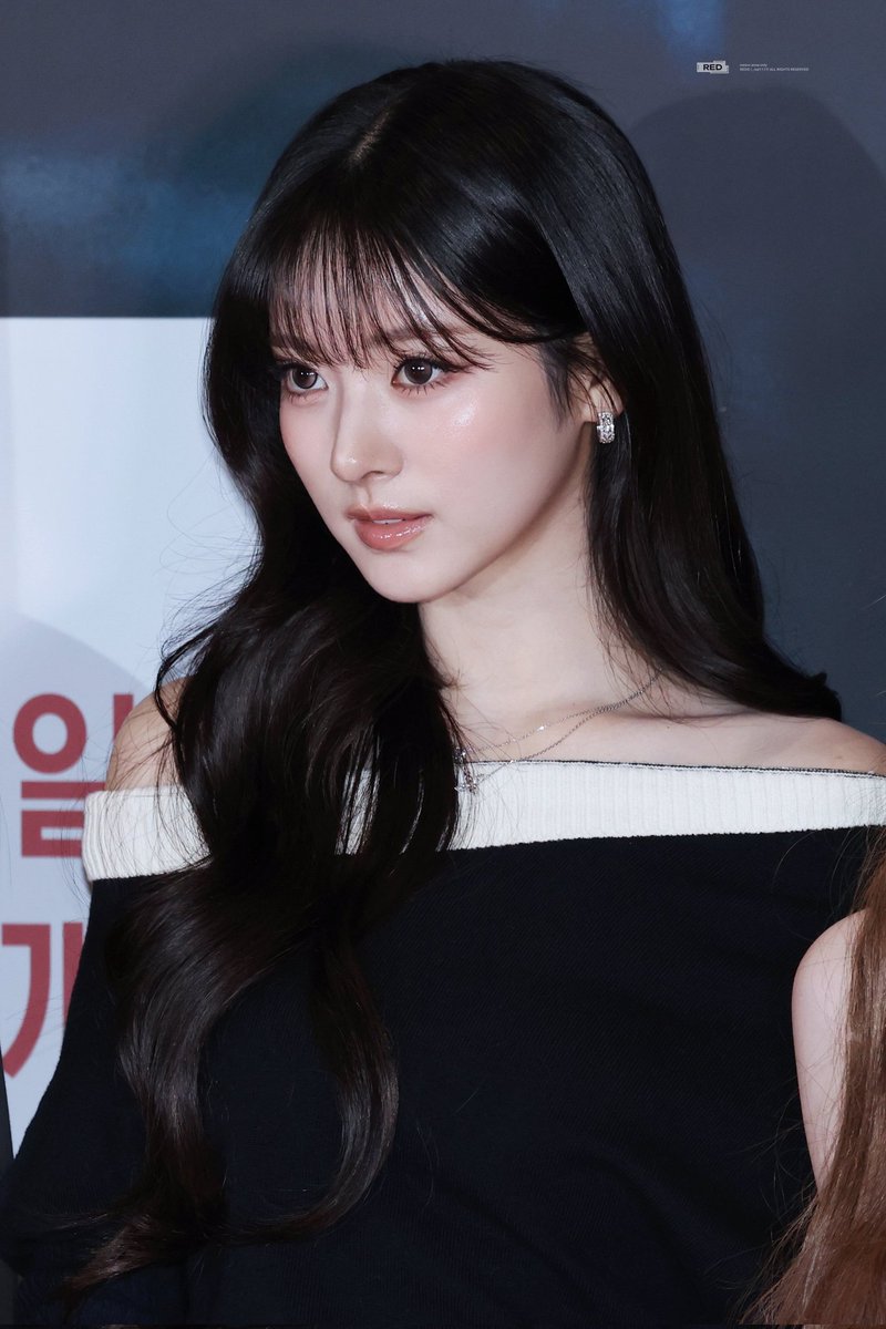 살목지 VIP Premiere 🖤 #ANNA #안나 #アンナ #田中杏奈 #MEOVV #미야