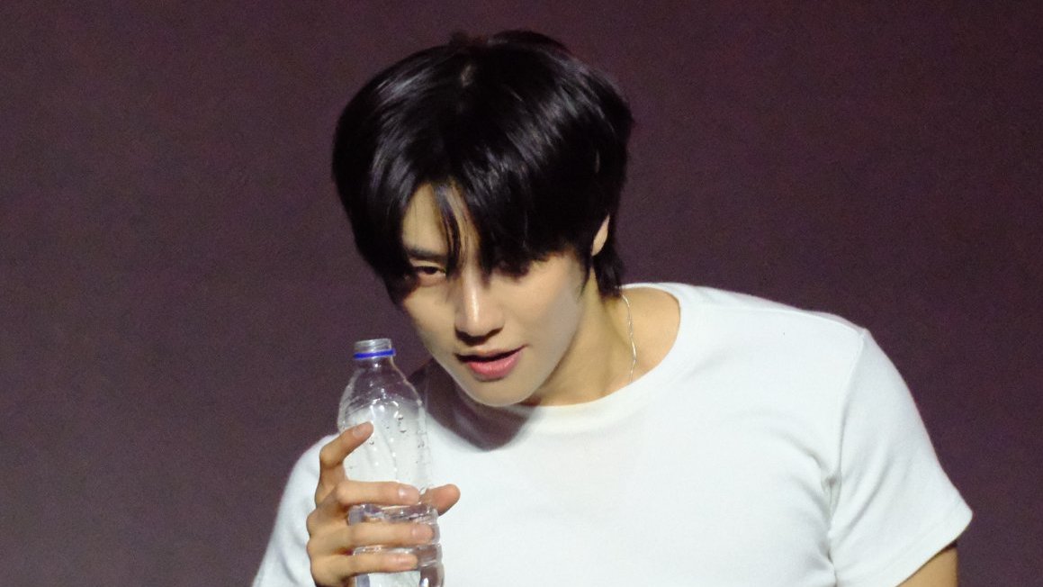 헬노우 tweet media