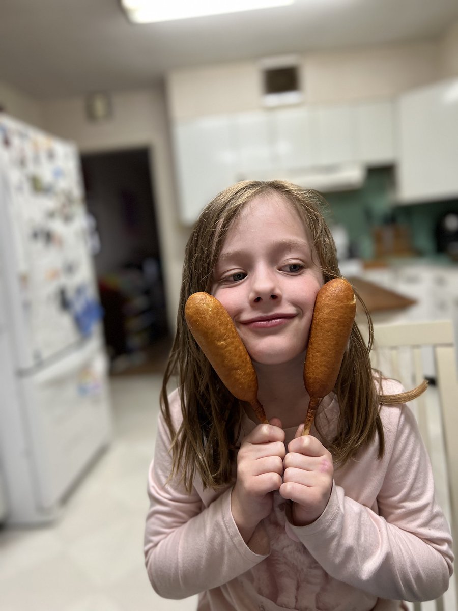 Monica Traphagan tweet media