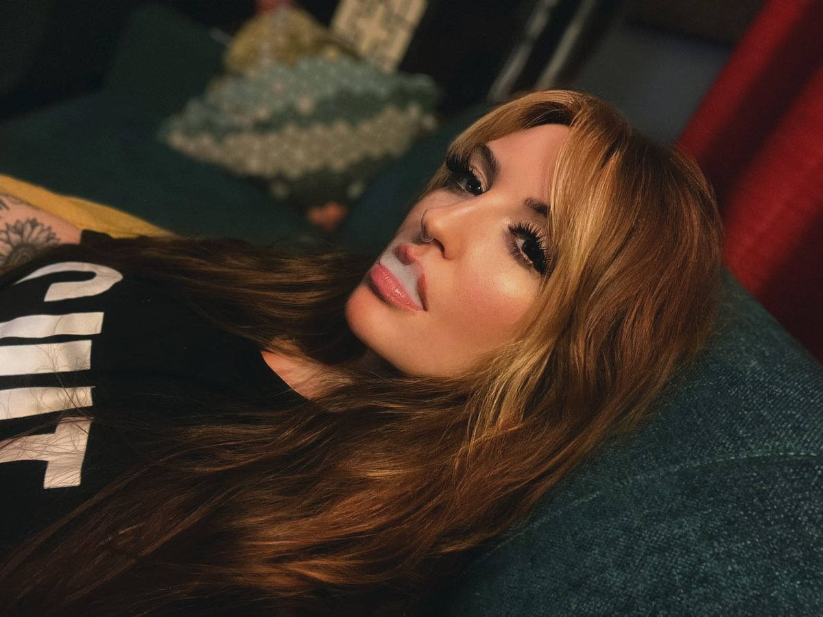 Riley Maude | Dominatrix tweet media