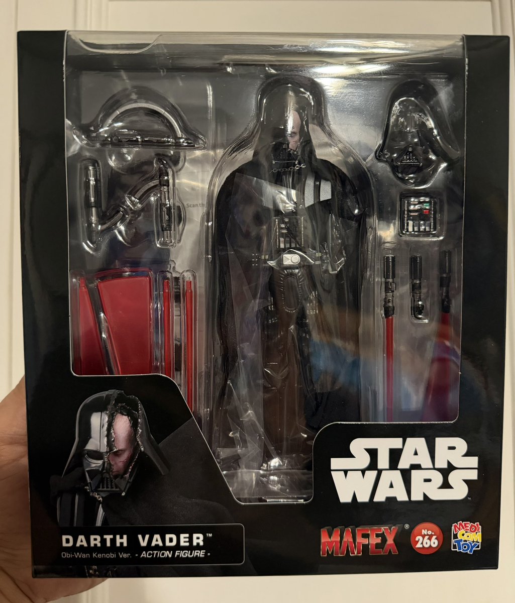 thegr8one85's tweet image. Meanwhile this arrived within a week from @AmiAmi_English I own few Black Series Vader &amp;amp; this is my first import Vader, hoping I don’t need to buy anymore import Vader after this. #StarWars #DarthVader