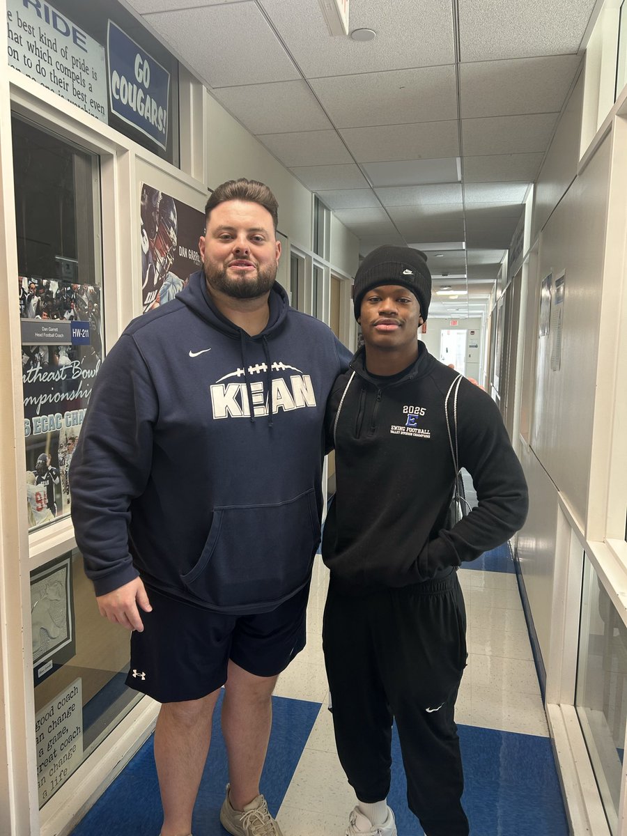 JustOne_Champ's tweet photo. Enjoyed a great conversation with @Coach_Galante at Kean University, it was a pleasure meeting him. https://t.co/gkLxKsJROr