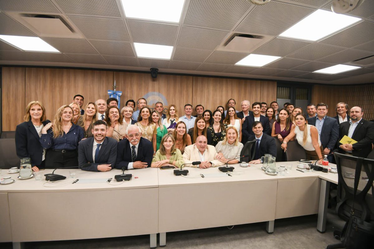 Nicolas Emma tweet media