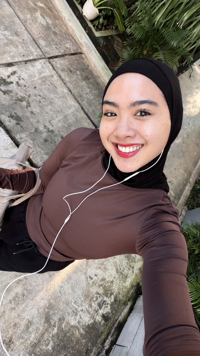 afinasyif tweet media