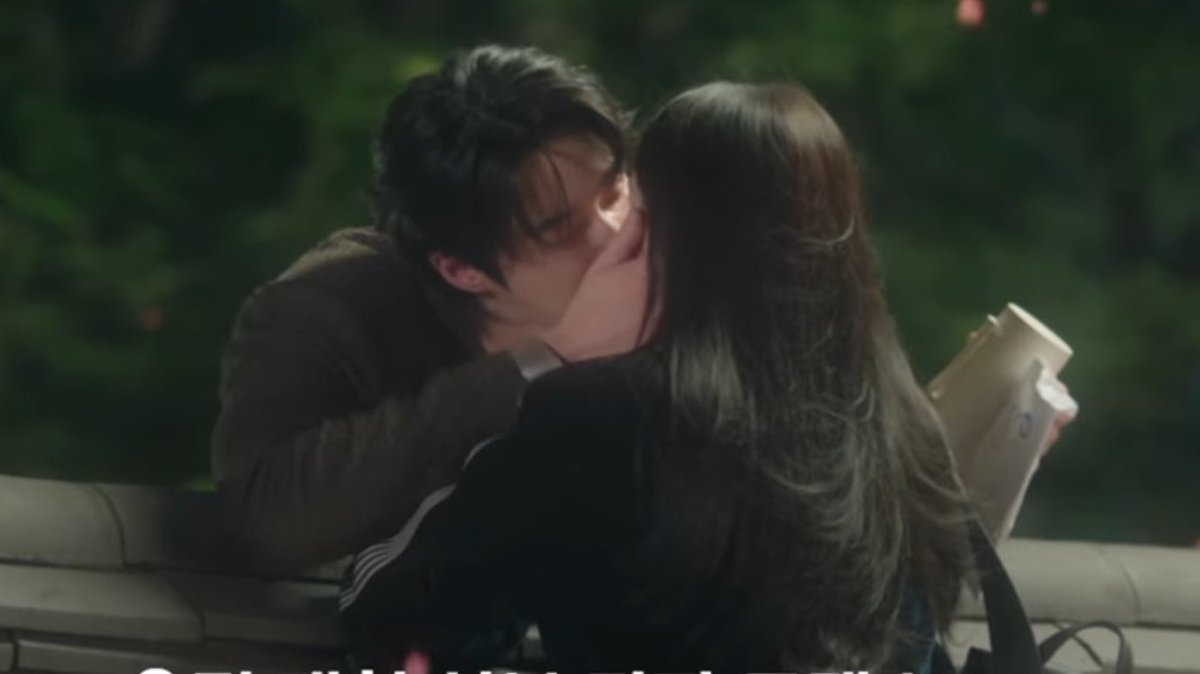 𓍯𝓂.𓂃 tweet media