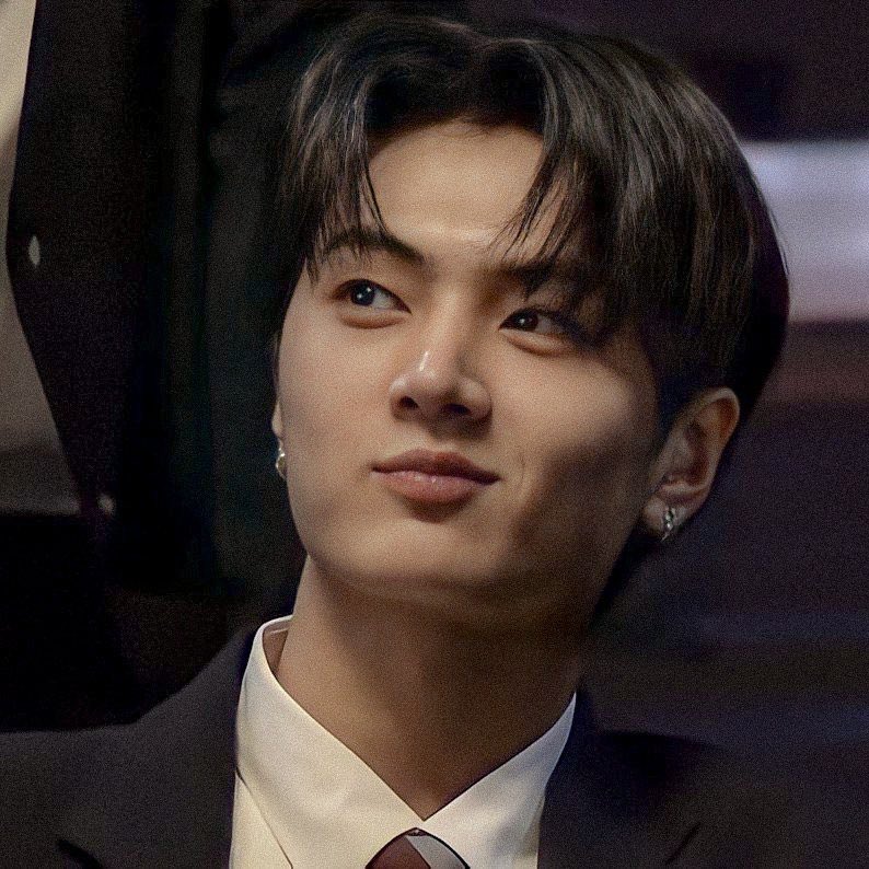 jay media⋆⭒˚.⋆ tweet media