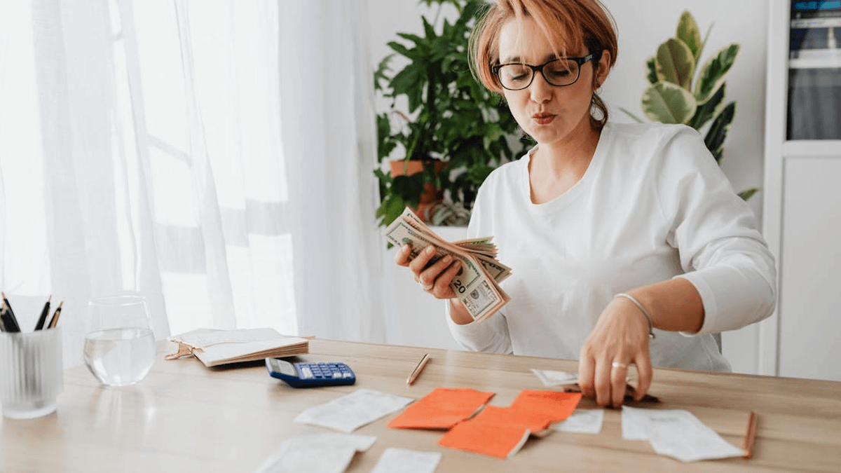 GYLCPA's tweet photo. Financial clutter—from forgotten subscriptions to dormant accounts—can quietly drain your cash. Regularly review recurring charges, overlooked assets, and automated systems to uncover savings and simplify your finances: https://t.co/Q7yV7w474u https://t.co/oFBiasOb8R