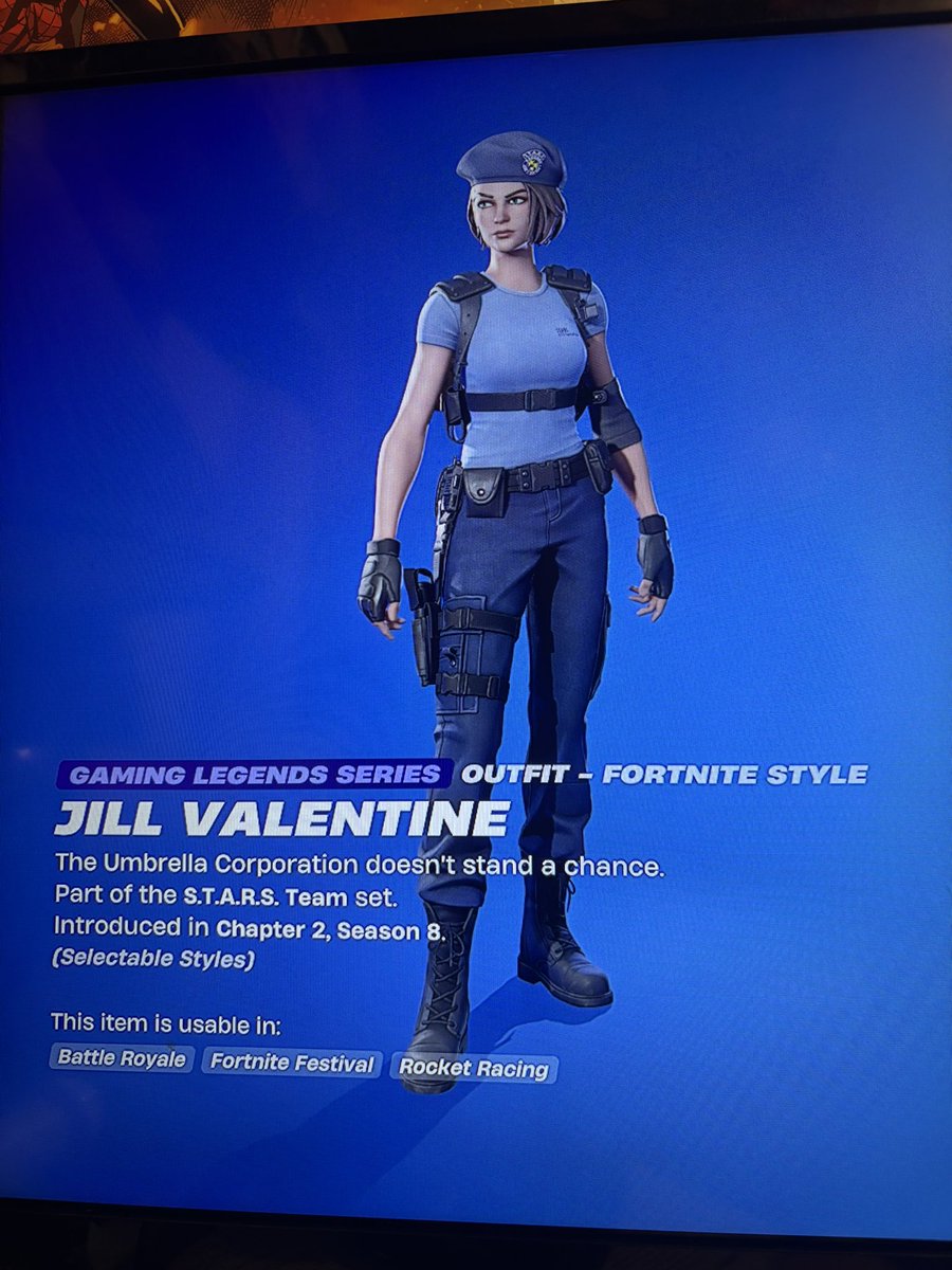 chris(topher) tweet media