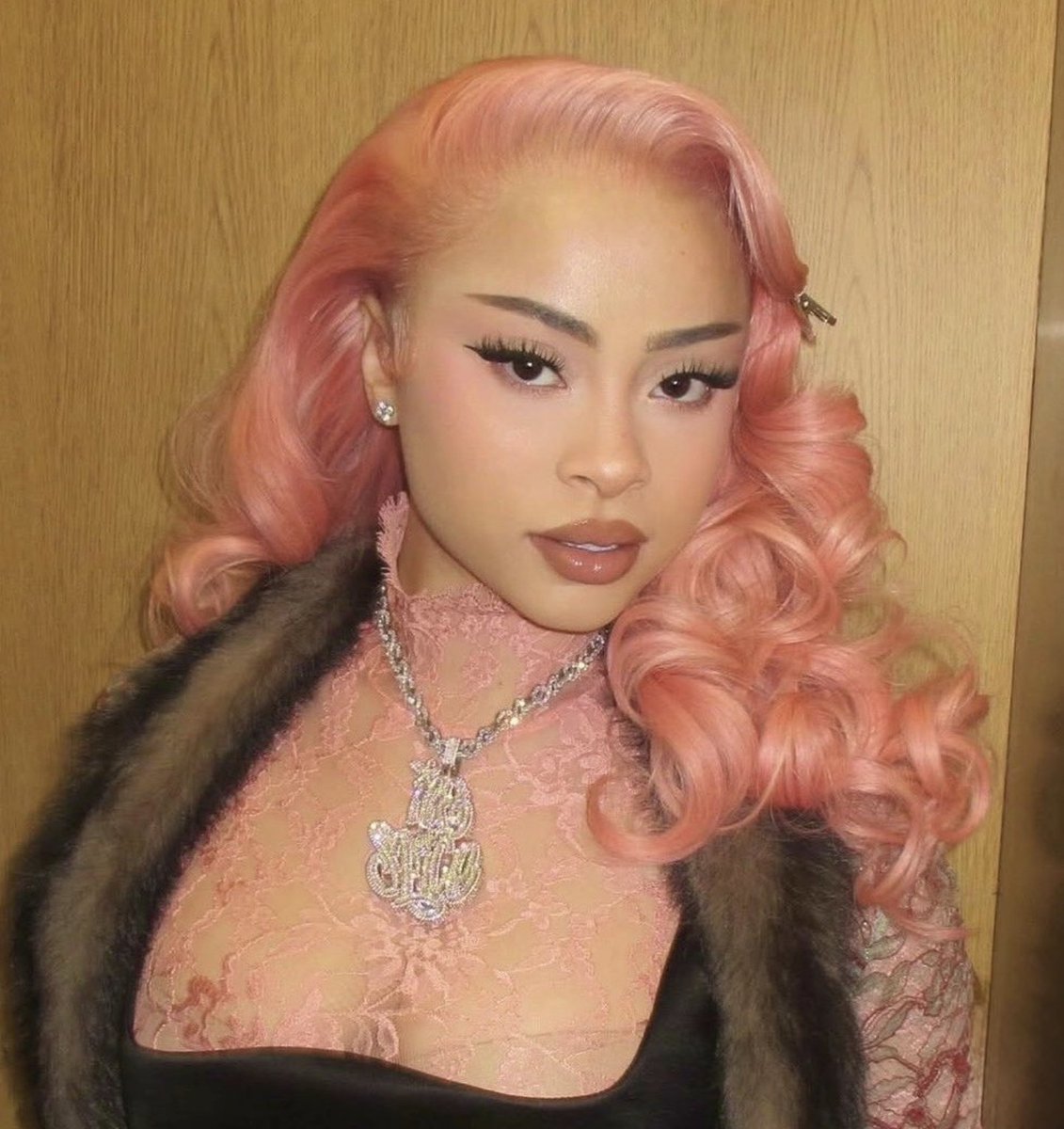 Ice Spice Base tweet media