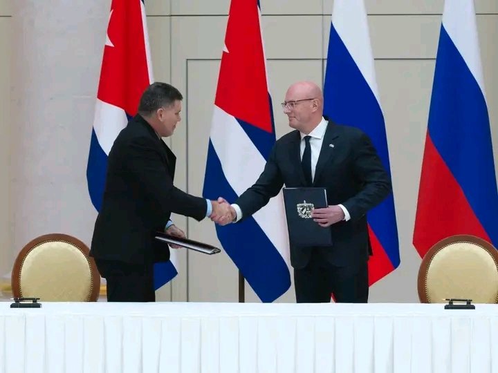 Déborah Rivas tweet media