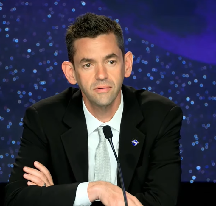 AmericaReal tweet media