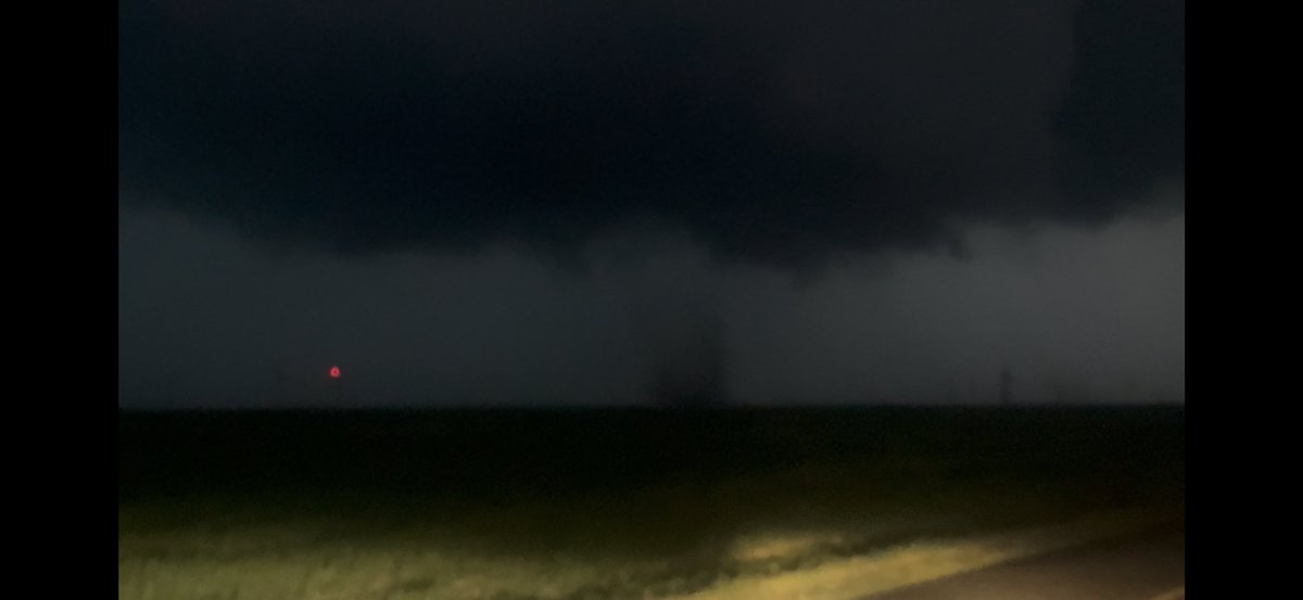 Erik Fox tweet media