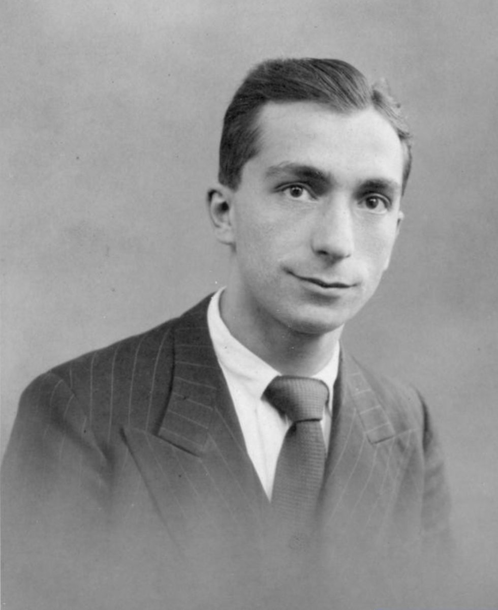 Auschwitz Memorial tweet media