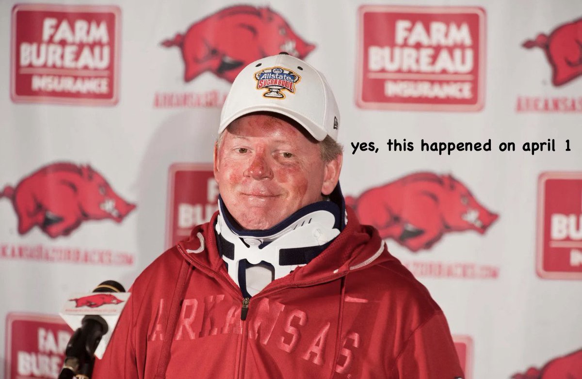no context arkansas🐗 tweet media