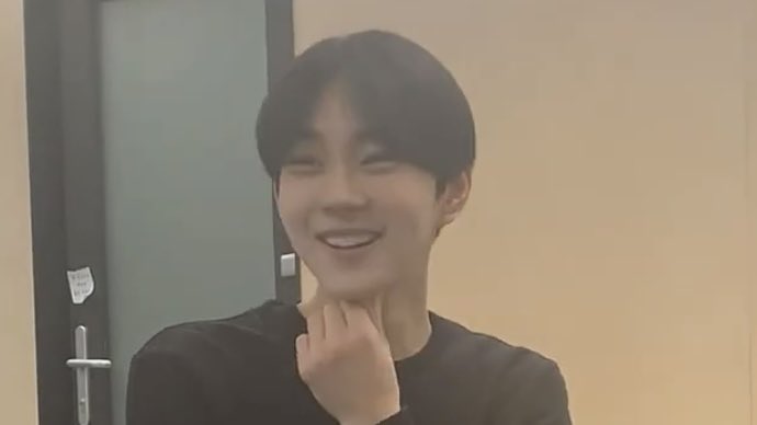 왕미..♡ tweet media