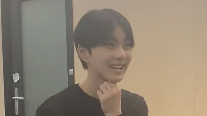 왕미..♡ tweet media