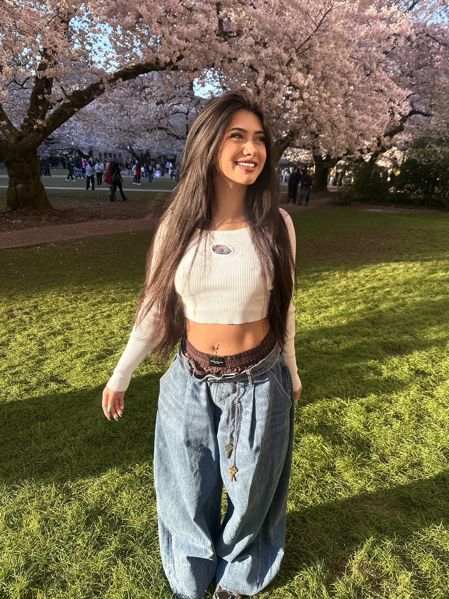 holottacheese tweet media