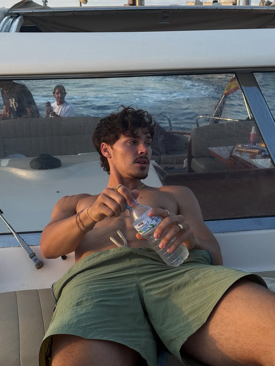 OscillatiO tweet media