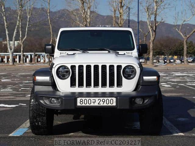 BEFORWARDJAPAN's tweet image. 🔥Jeep Gladiator✨

Jeep Gladiator is a rugged pickup truck known for its off-road capability and removable roof and doors.

👉 Browse all Jeep Gladiator cars: go.beforward.jp/Cars-Jeep-Glad…
.
.
.
#beforward #auto #cars #jdmcars #jdm #autos #automobile