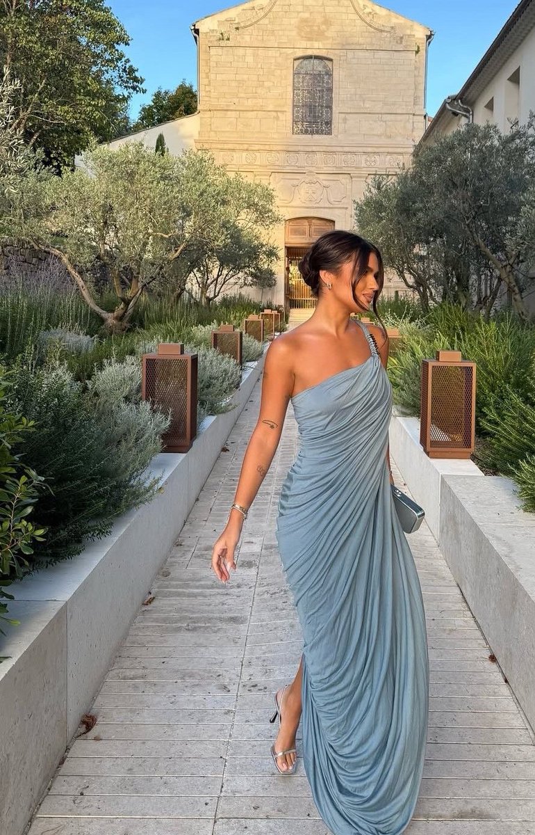 B ☆ ♡ tweet media