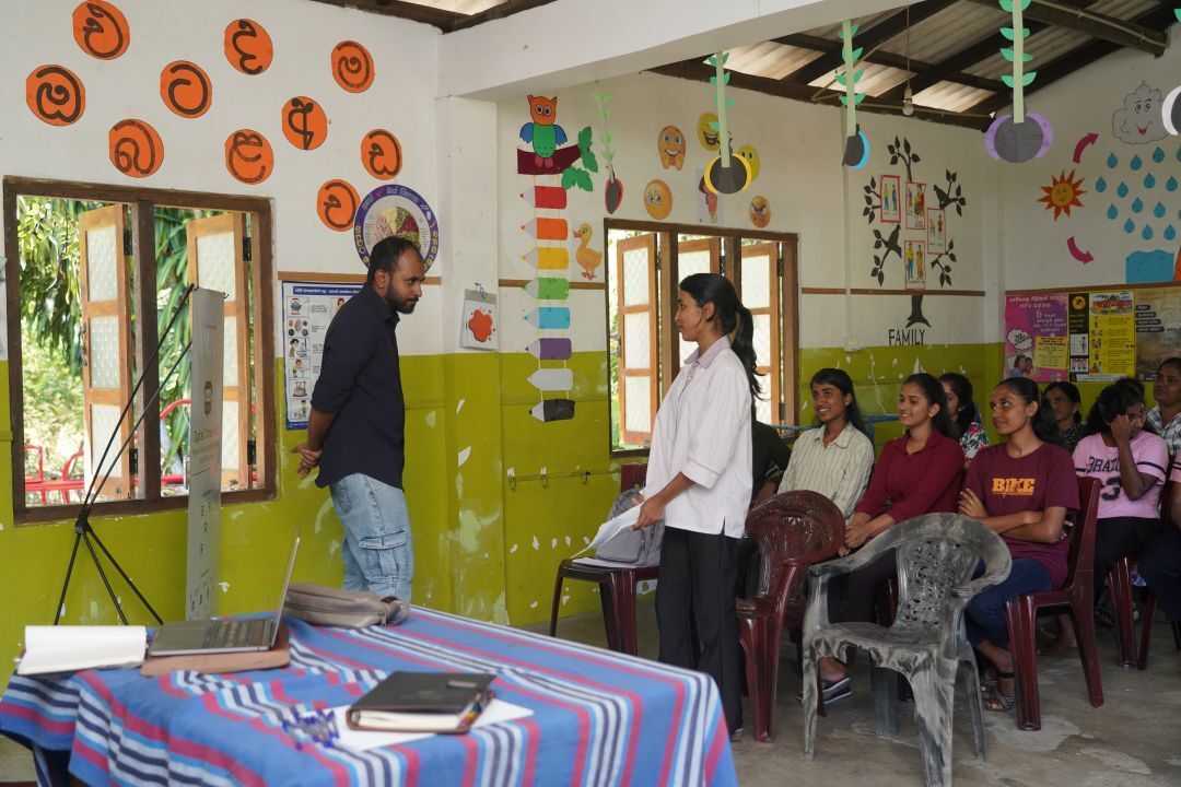 digizenlk's tweet photo. Our DDI popup session by digizen, in collaboration with Accountability Lab, was successfully completed with facilitator Shabeer Mohamed.

We also introduced DiCi_Hub 🤖 – our WhatsApp bot in local languages, helping communities learn civic &amp; digital education in a simple way. https://t.co/fk1OhyLFKf