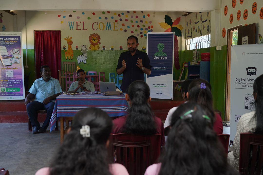 digizenlk's tweet photo. Our DDI popup session by digizen, in collaboration with Accountability Lab, was successfully completed with facilitator Shabeer Mohamed.

We also introduced DiCi_Hub 🤖 – our WhatsApp bot in local languages, helping communities learn civic &amp; digital education in a simple way. https://t.co/fk1OhyLFKf