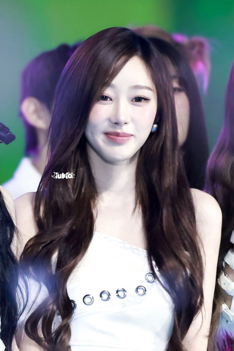 อดจ🦦 tweet media