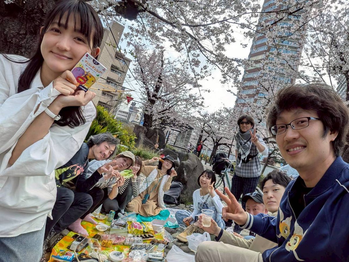 先日はMuseの皆とお花見行ってきました😊朝から色んな皆に会えて楽し嬉しいでした😽桜も満開だったよ！🌸