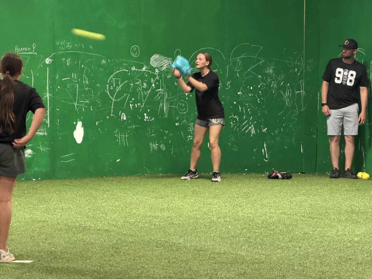 Autumn Theriot tweet media