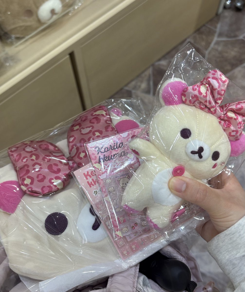 あみか tweet media