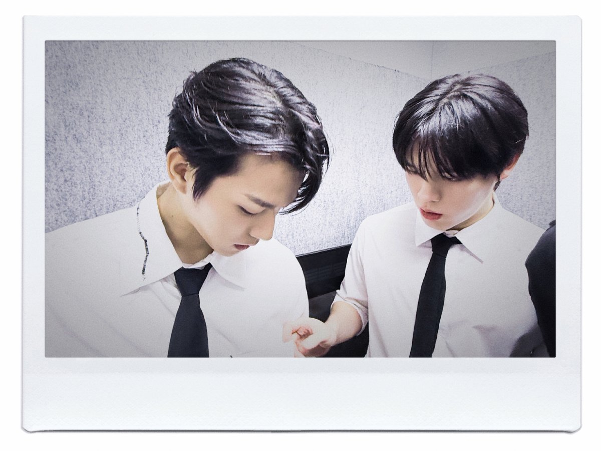 [📸]

𝘽𝙖𝙘𝙠𝙨𝙩𝙖𝙜𝙚 𝙨𝙝𝙤𝙩❗#𝟳
ㄴ 막내 진우! ૮ ๑ᗒ ﻌ ᗕ๑՞ა

#GHOST9 #고스트나인
#LEEJINWOO #이진우