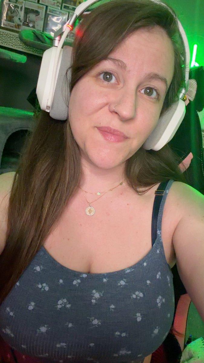 TwistedBootyttv tweet media