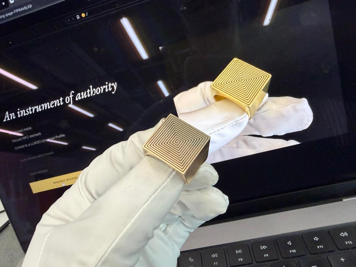 Jim Hannon-Tan tweet media