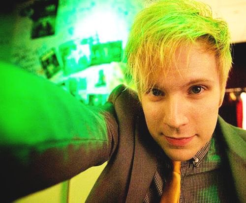 𝐡𝐚𝐲𝐥𝐞𝐲 tweet media