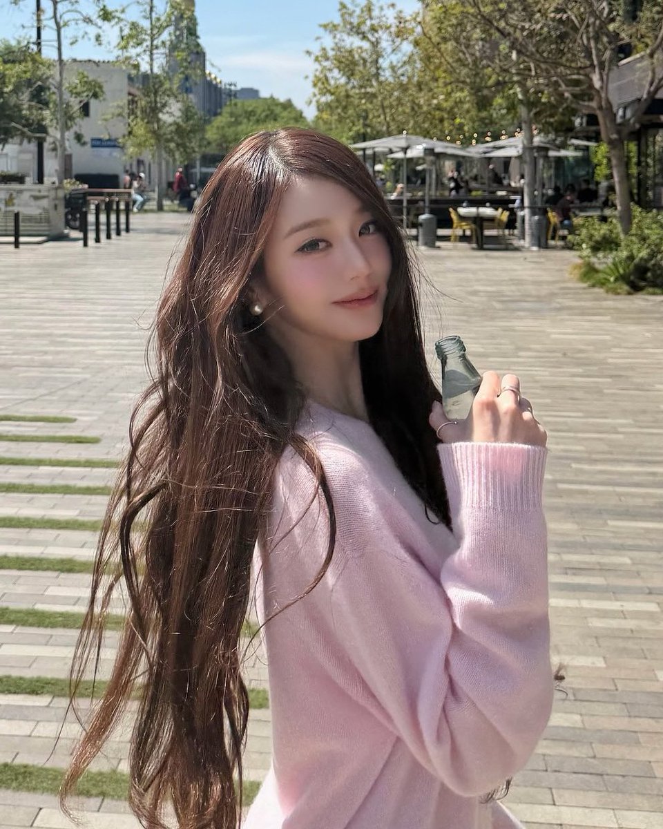 𝐆! It's Olin Bff Kintara Hadid Dalton tweet media