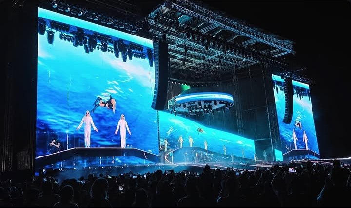 Empieza el show agotado de TINI en Tucumán 🛸 #FUTTTURA