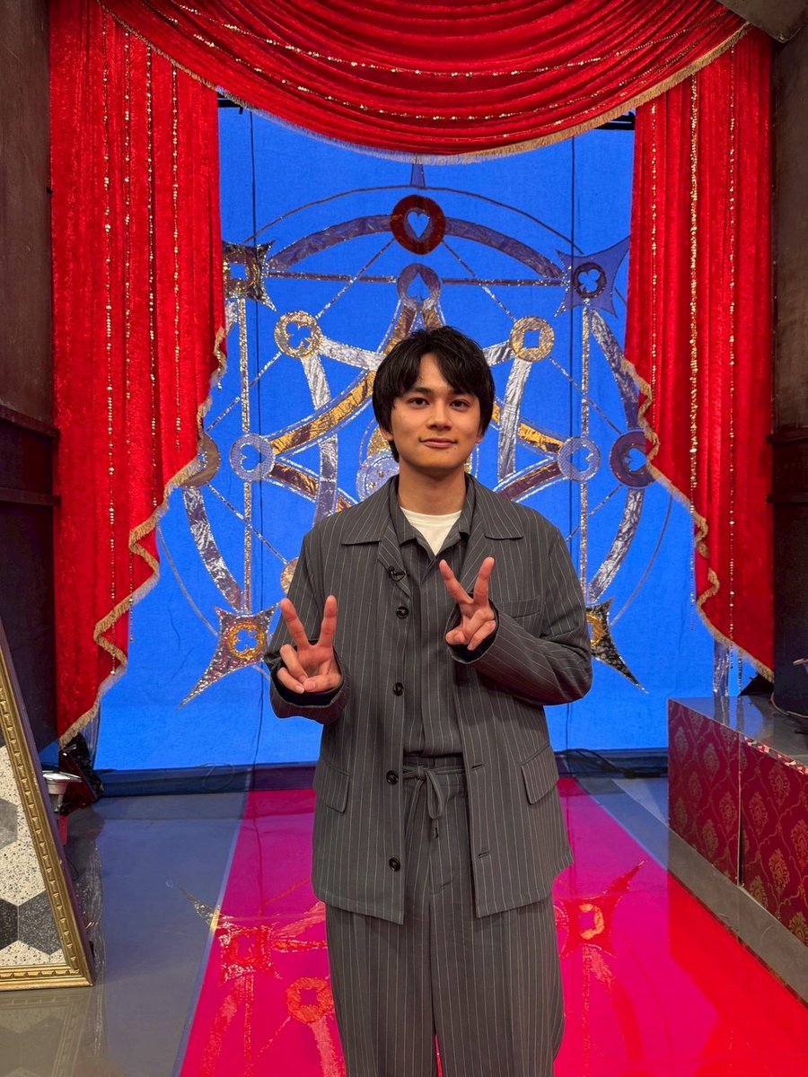 出 演 情 報 📡
┈┈┈┈┈┈

『サンドの禁断の一騎打ち』

🕰️ 4月4日(土) 21:00～
🐟 #北村匠海
🔗 fujitv.co.jp/kindan-ikkiuch…

看板対決でもある
マジック見破対決をはじめ
計4種目の対決が繰り広げられます🚩

#さばうちゆ 

･････････････････𓆜𓆝𓆞𓆟
░ 4/13(月)よる9時スタート
