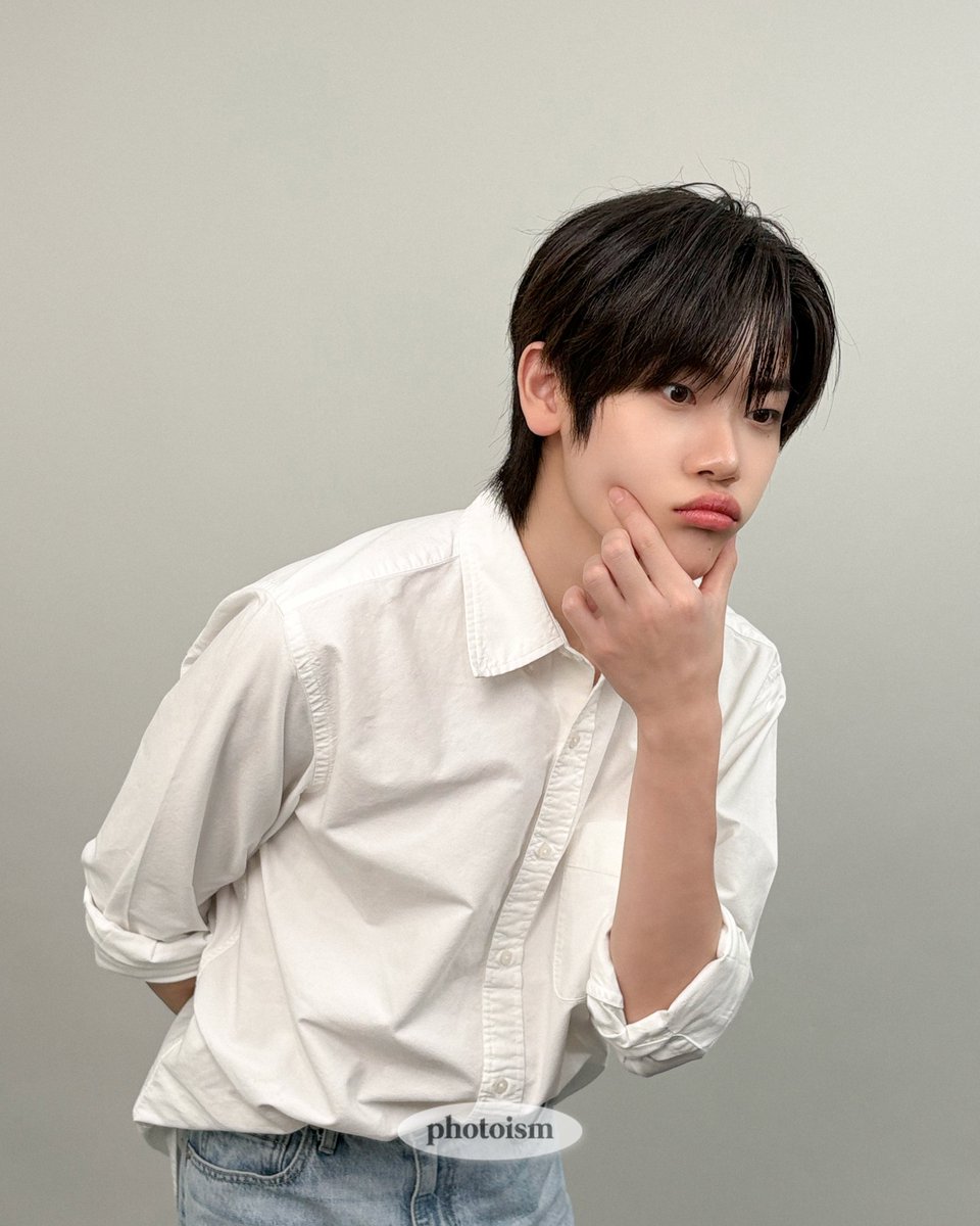 PHOTOISM BEHIND tweet media