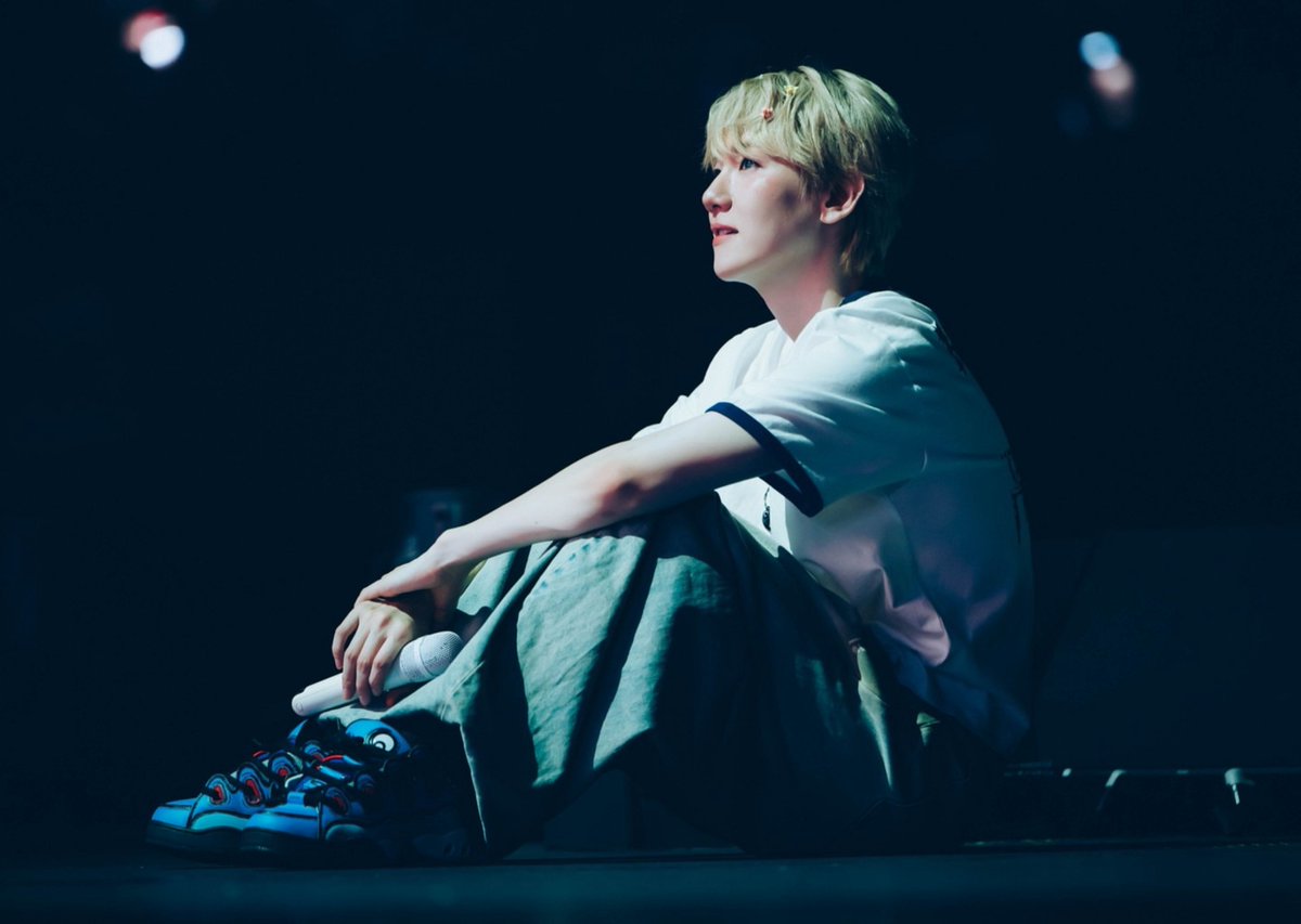 'KNOCK KNOCK!' tweet media