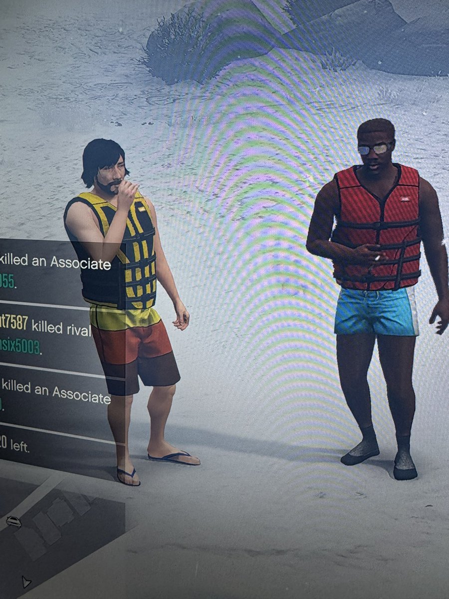 WilliamDJ's tweet photo. What’s Rocky and Apollo doing in gta5.  I’m at the beach and see them smoking lol. #gta5 #rocky https://t.co/x0si16XiWy