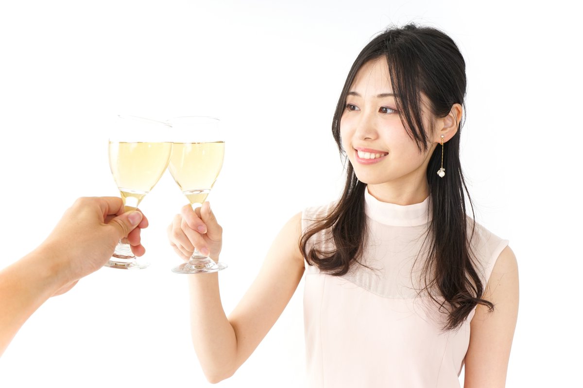 Image for the Tweet beginning: ＼本日のコラム更新✍️／

「婚活初心者が押さえたい基本マナー」

👕 清潔感は第一印象を左右する
⏰ 時間や約束を守る姿勢が信頼につながる
💬 丁寧な言葉づかいと態度を意識する
⚠️ 否定的・条件を押し付ける言い方はNG

特別なテクニックより、基本の積み重ねが大切。