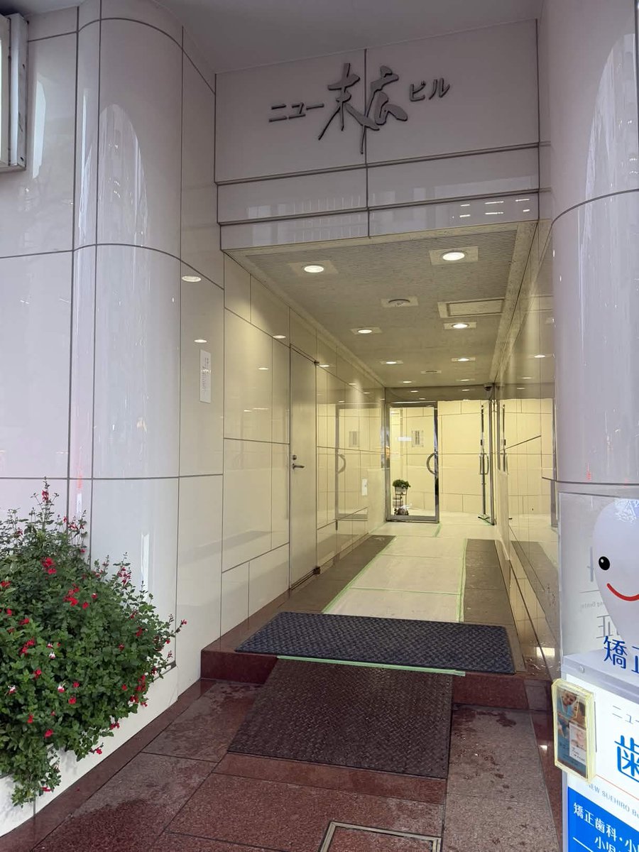 トレカラウンジ tweet media