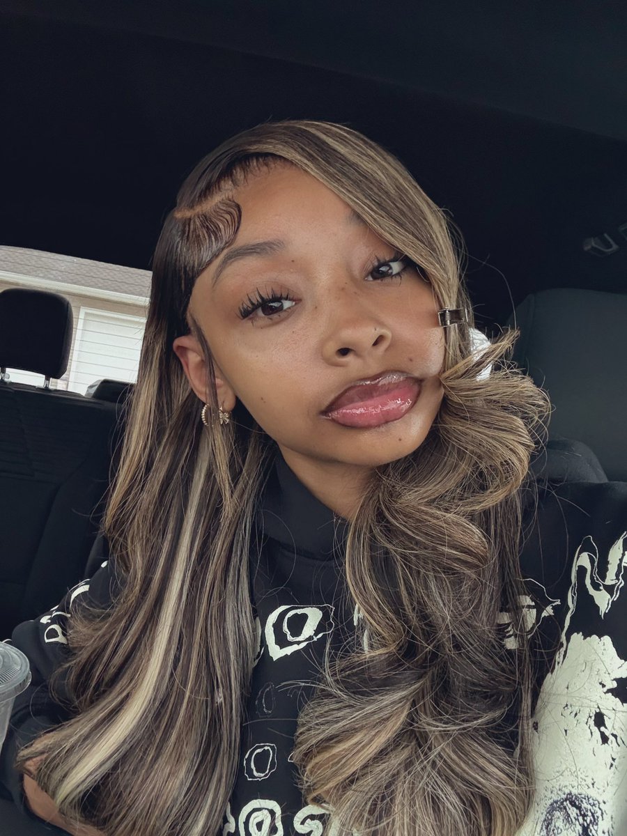 B K 💛 tweet media