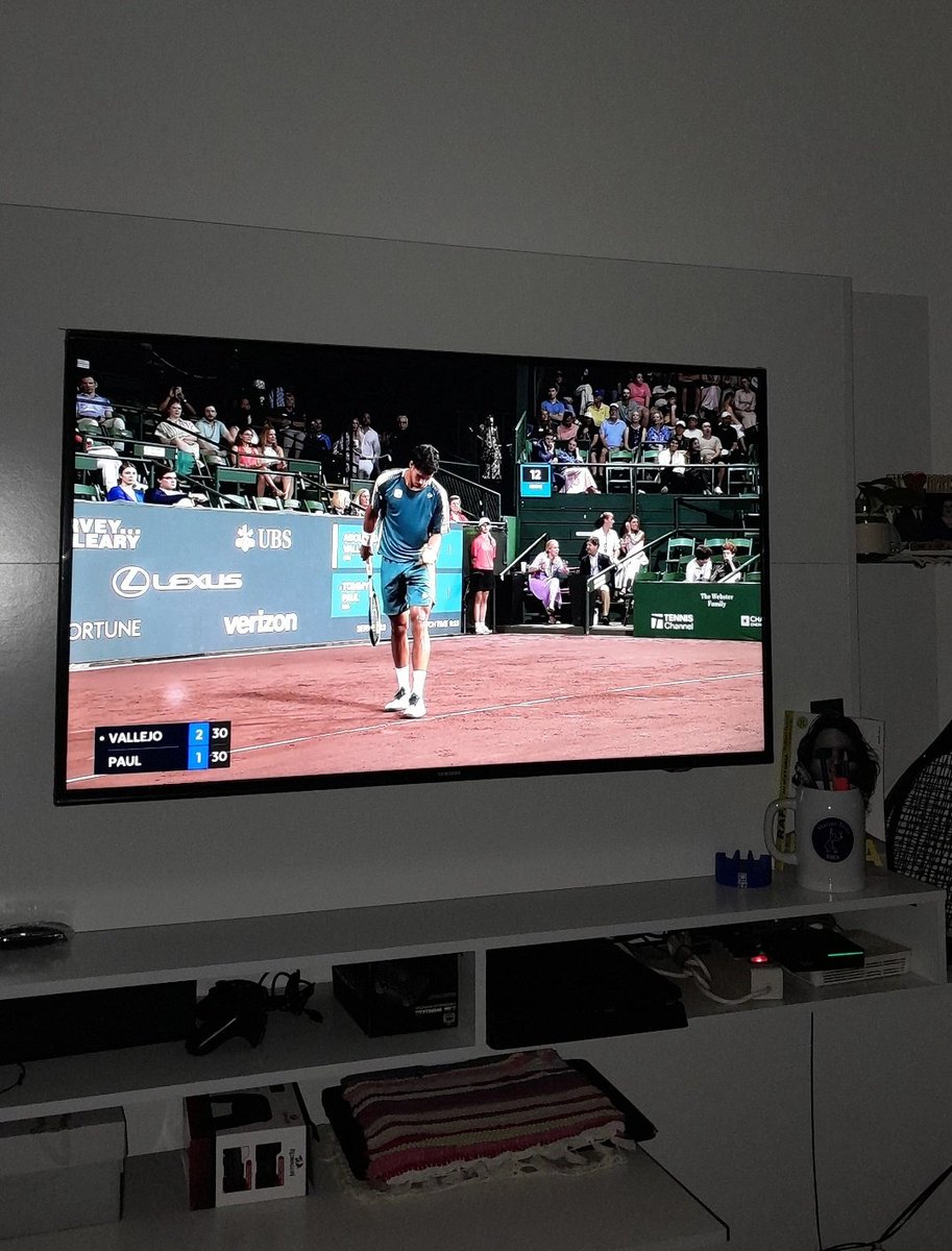 Noche de Tenis 🎾  apoyando a nuestro jugador <a href="/danivallejo17/">Dani Vallejo</a> 💪🏼 #ATPHouston