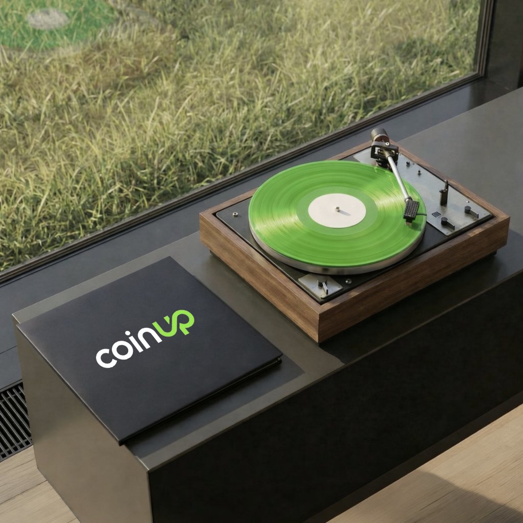 CoinUp.io tweet media