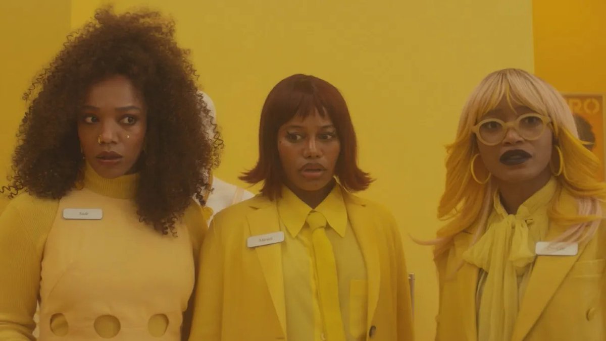gaby_burgos27's tweet photo. #ILoveBoosters is exactly the kind of film I love, it's over the top, not afraid to break away from narrative expectations &amp; uses its stellar cast to their potential. Boots Riley made a film that is out of this world, but filled with so much heart. Adored it. https://t.co/2Am2IYrInV