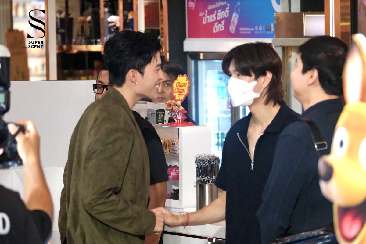 คุณมัมของพุวีน tweet media