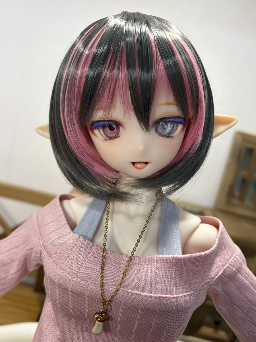 どむとろー tweet media